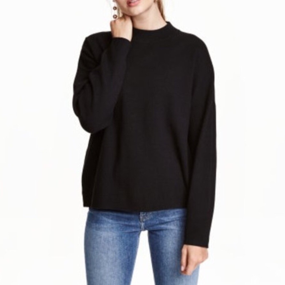 H&M Black Mock Turtleneck Sweater
